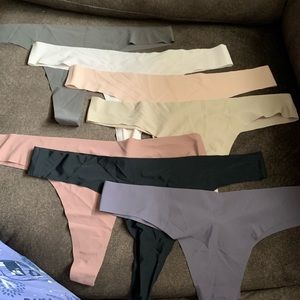 Woman’s thong set